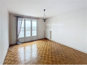 appartement à la vente -   37000  TOURS, surface 61,31 m2 vente appartement - APR748754